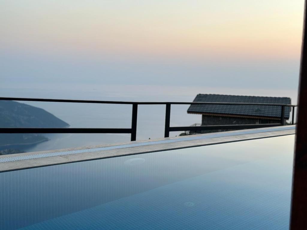 Alinca Infinity Villa Караагач Экстерьер фото